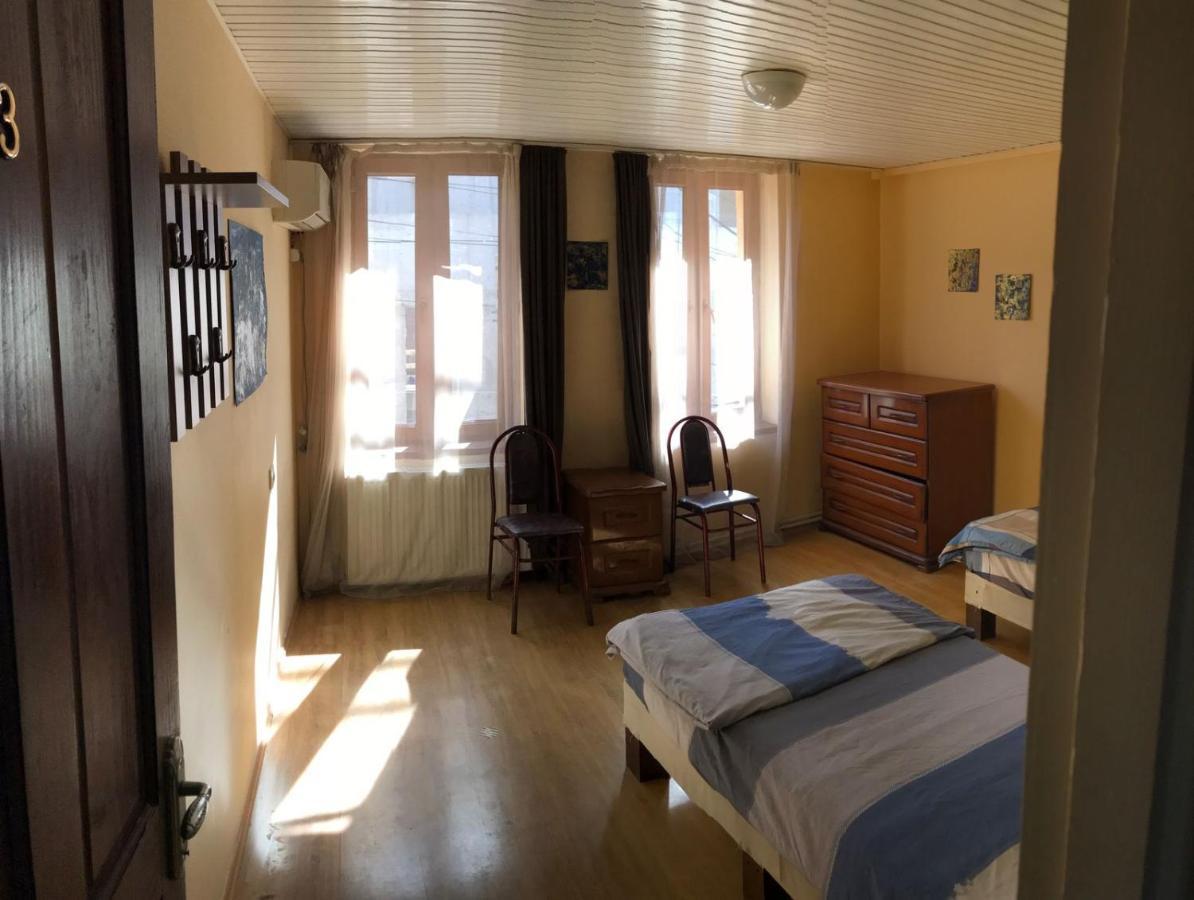 Home Stay Georgia Tbilisi Eksteriør billede