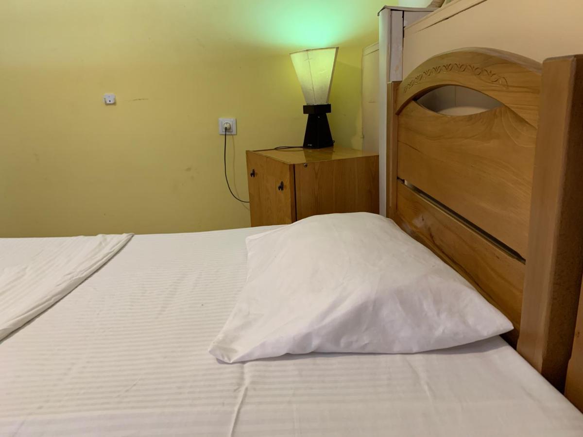 Home Stay Georgia Tbilisi Eksteriør billede